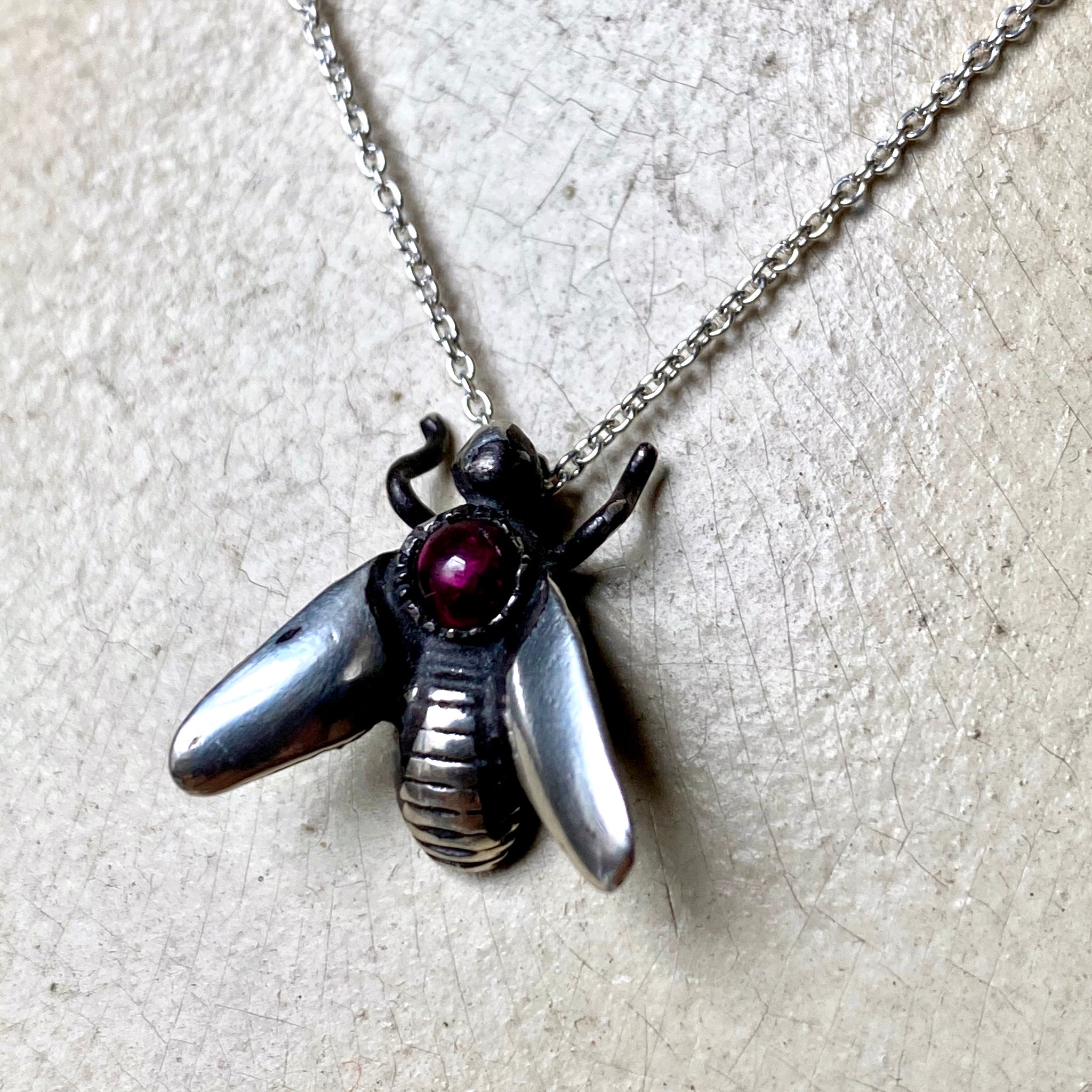 Bee Sterling Silver Pendant Necklace with Cabochon Stone