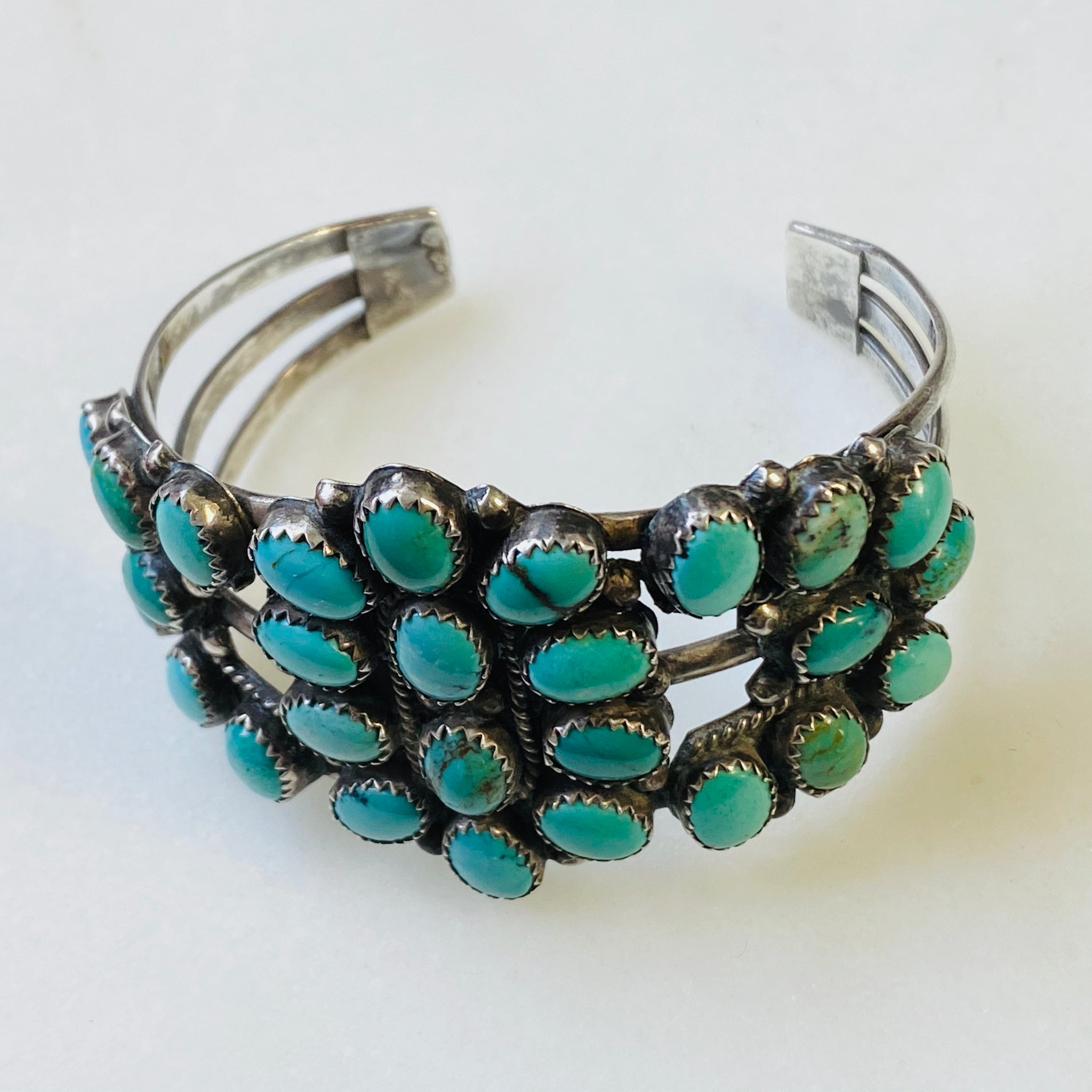 Navajo Old Pawn Vintage Turquoise & Sterling Silver Cuff Bracelet – Nizhoni  Traders LLC
